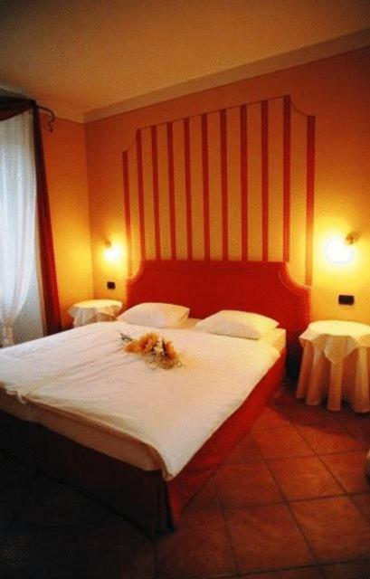 Hotel Casa Arizzoli Cannobio Bilik gambar